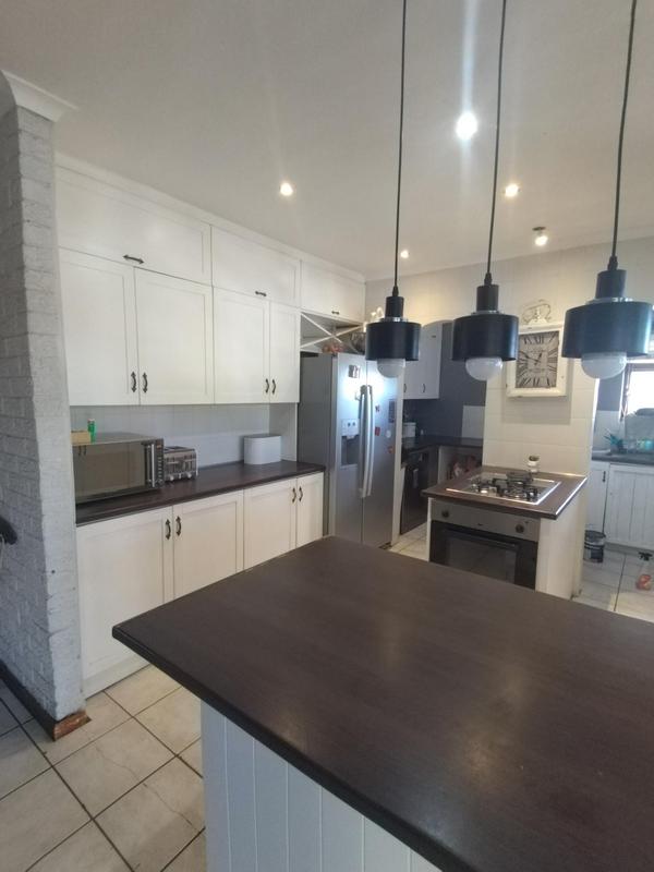 3 Bedroom Property for Sale in Protea Heights Western Cape